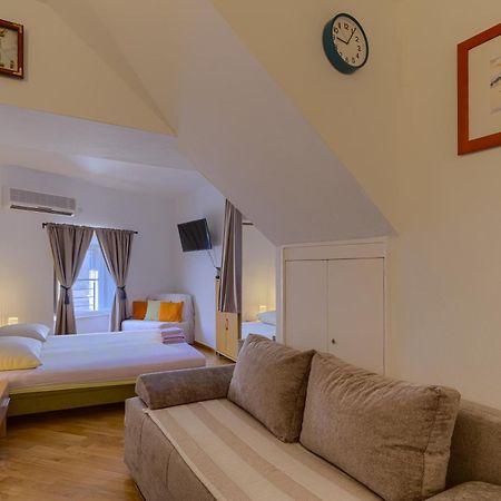 קורצולה Guest House City Center מראה חיצוני תמונה