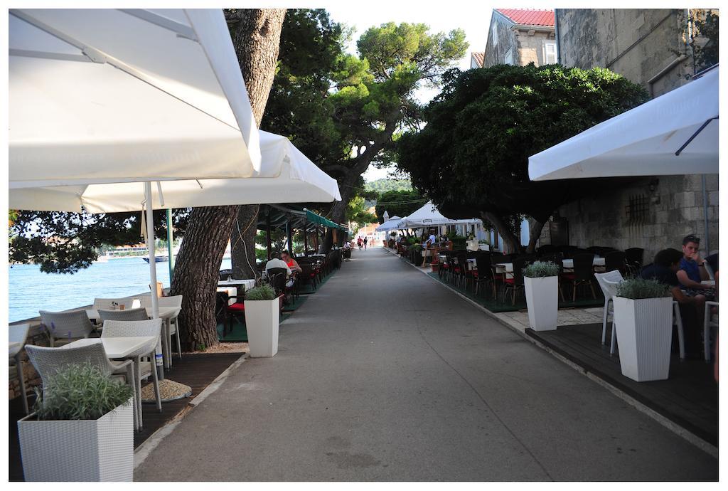 קורצולה Guest House City Center מראה חיצוני תמונה